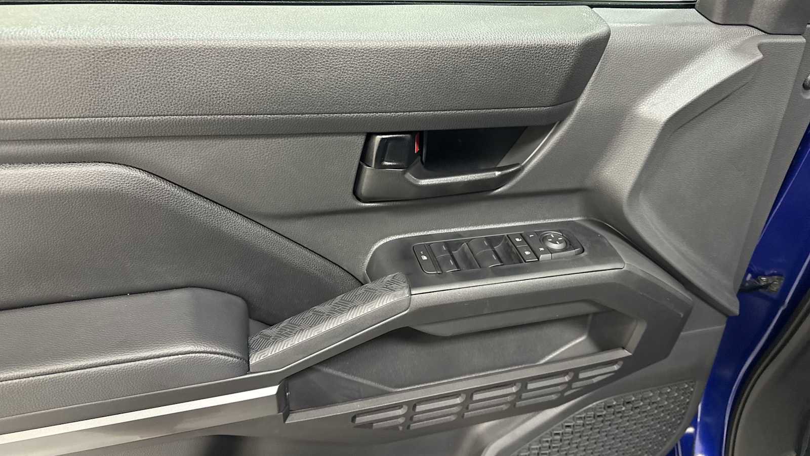 New 2025 Toyota Tacoma SR5 image 15