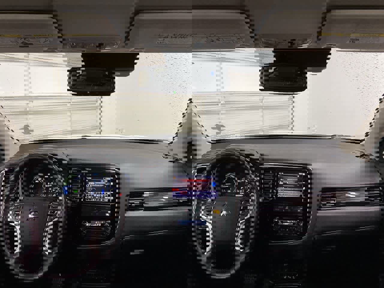 Used 2018 Mitsubishi Outlander GT image 12