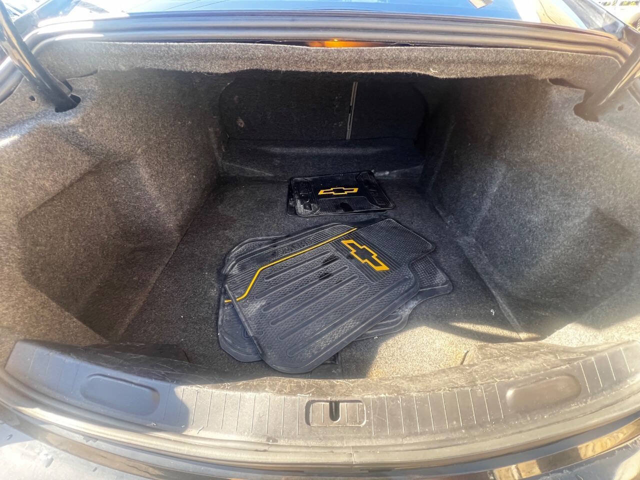 Used 2014 Chevrolet Impala LTZ FWD image 14