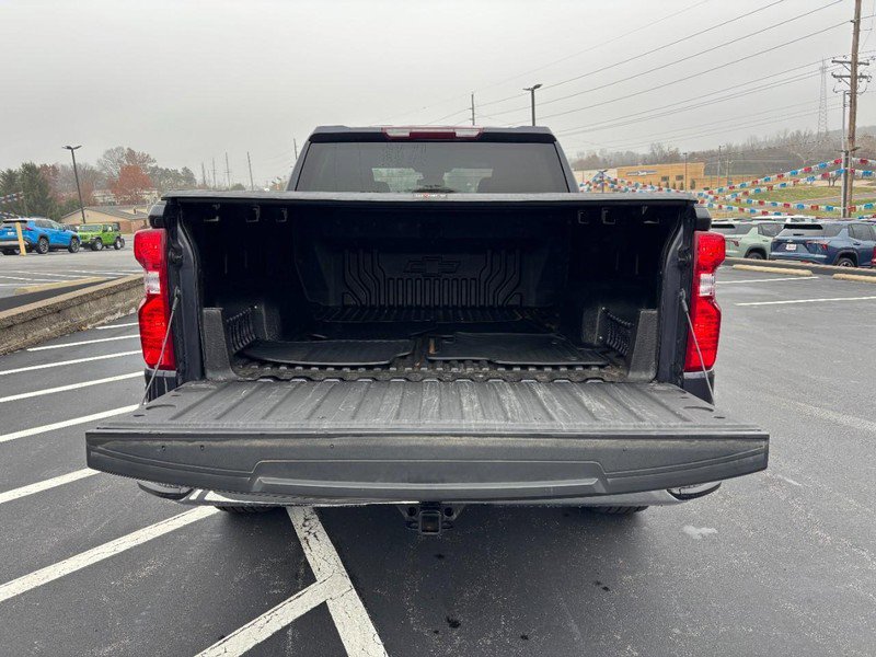 Used 2023 Chevrolet Silverado 1500 LT image 4