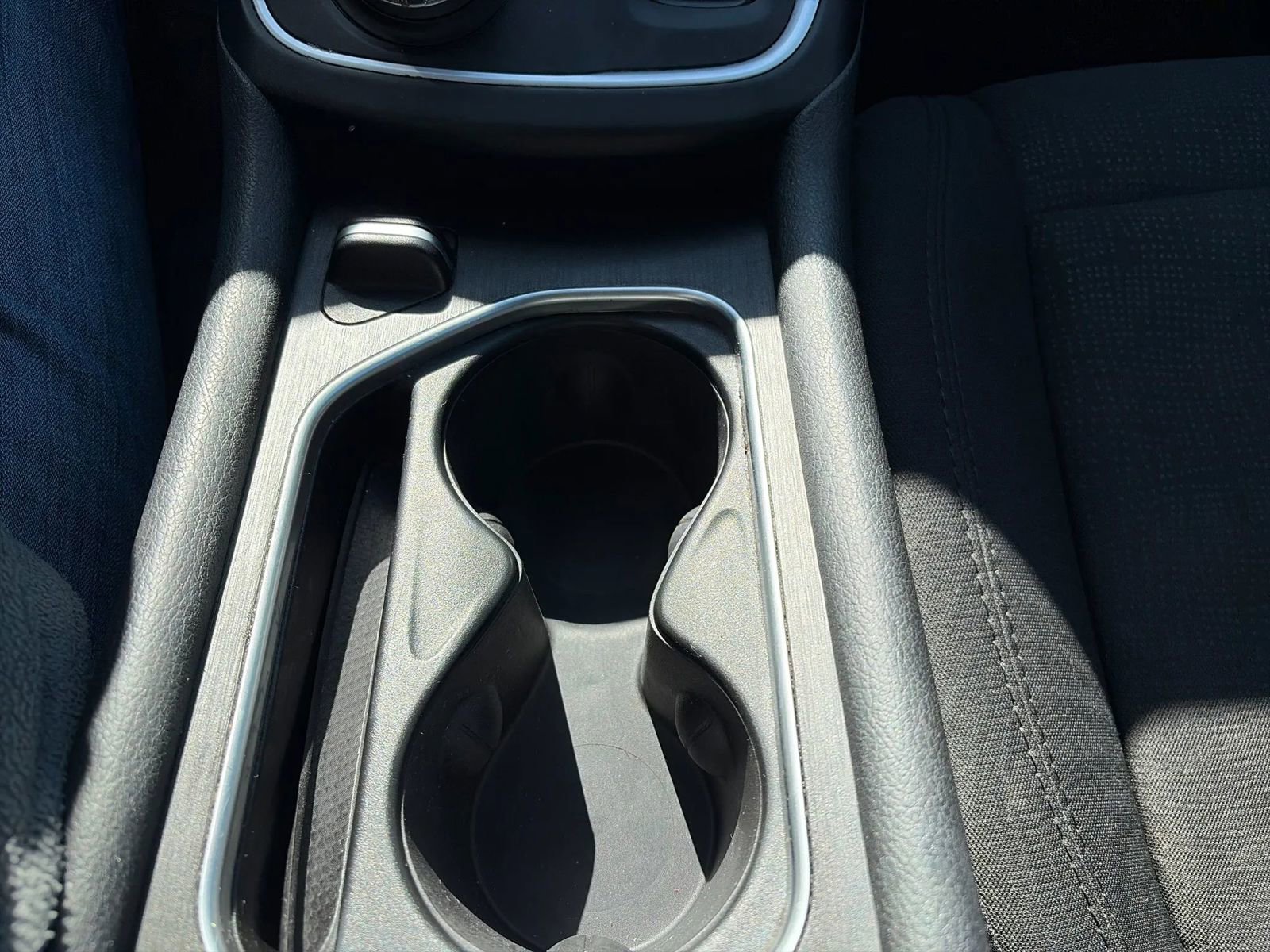Used 2016 Chrysler 200 LX image 16