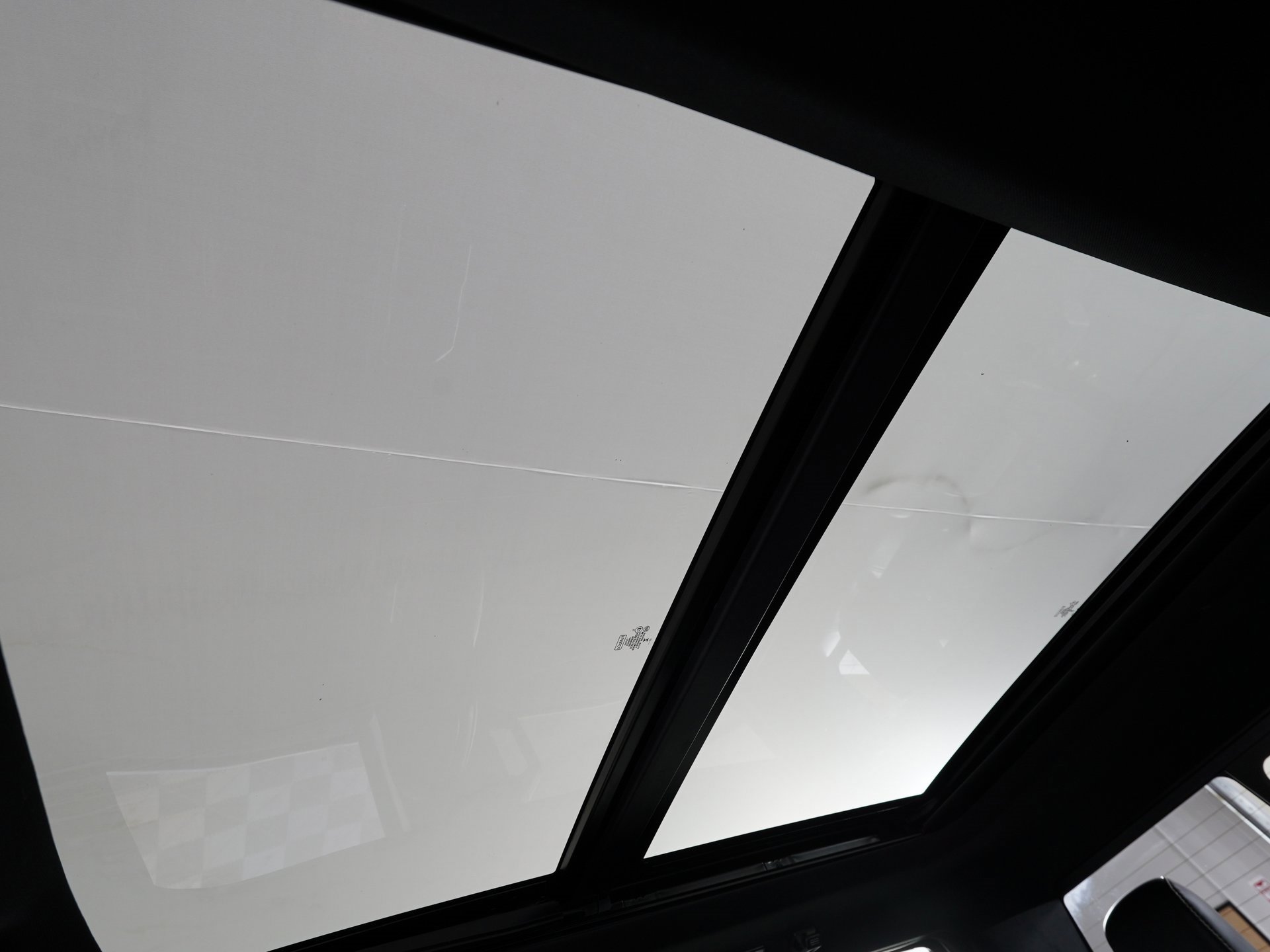 Used 2023 Ford F450 Platinum w/ FX4 Off-Road Package image 28