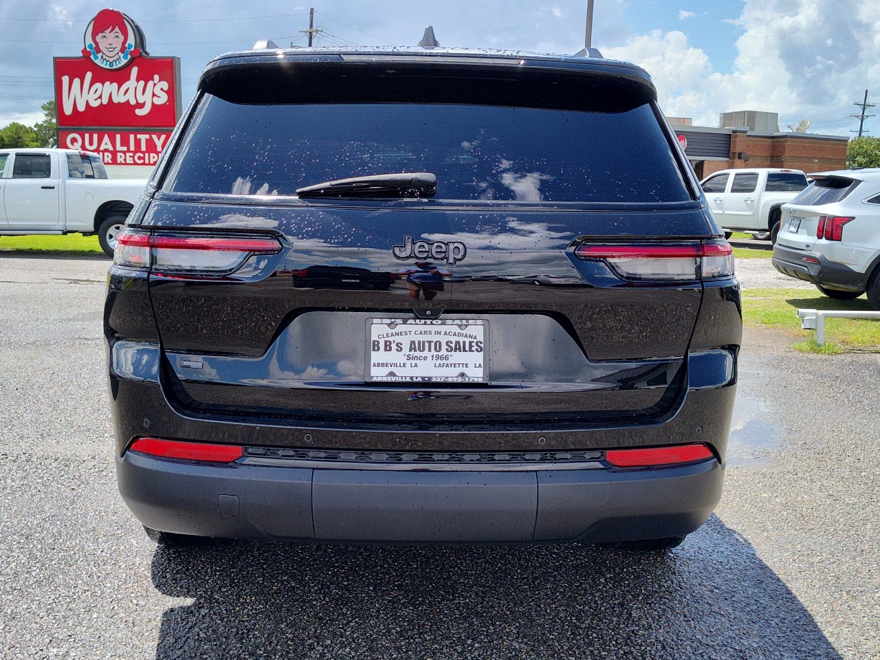 Used 2021 Jeep Grand Cherokee L Laredo image 5