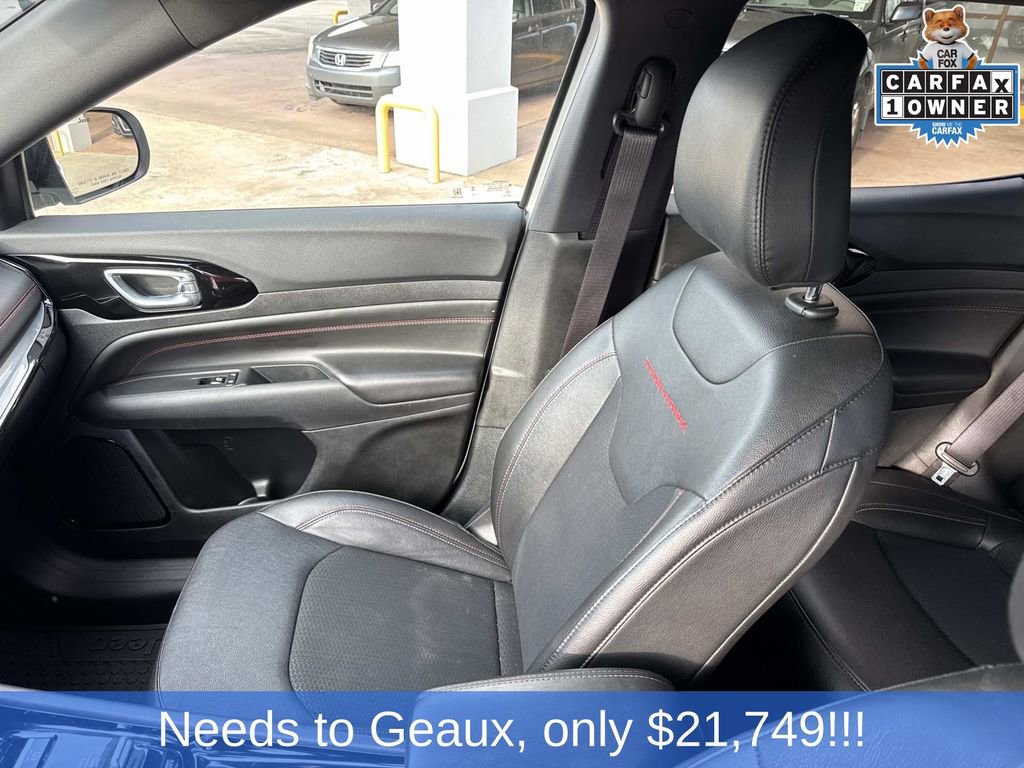 Used 2024 Jeep Compass Trailhawk image 35