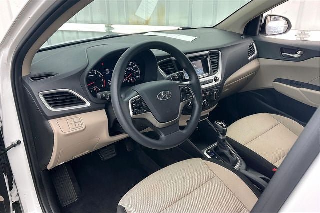 Certified 2022 Hyundai Accent SE FWD image 16