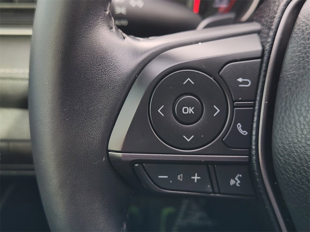 Used 2022 Toyota Camry XSE image 29