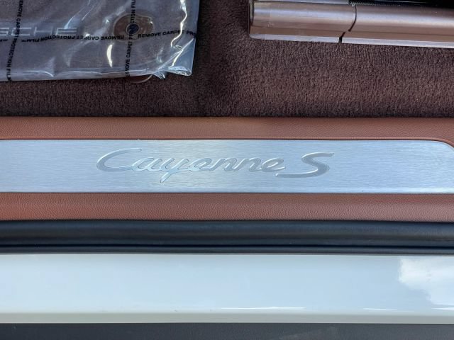 Used 2020 Porsche Cayenne S AWD/4WD image 28