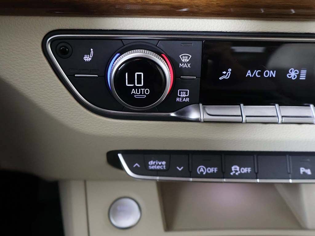 Used 2023 Audi Q5 2.0T Premium w/ Convenience Package AWD/4WD image 48