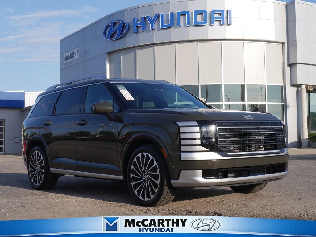 Used 2026 Hyundai Palisade Calligraphy FWD image 1