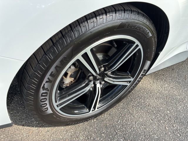 Used 2024 Ford Mustang Premium image 16