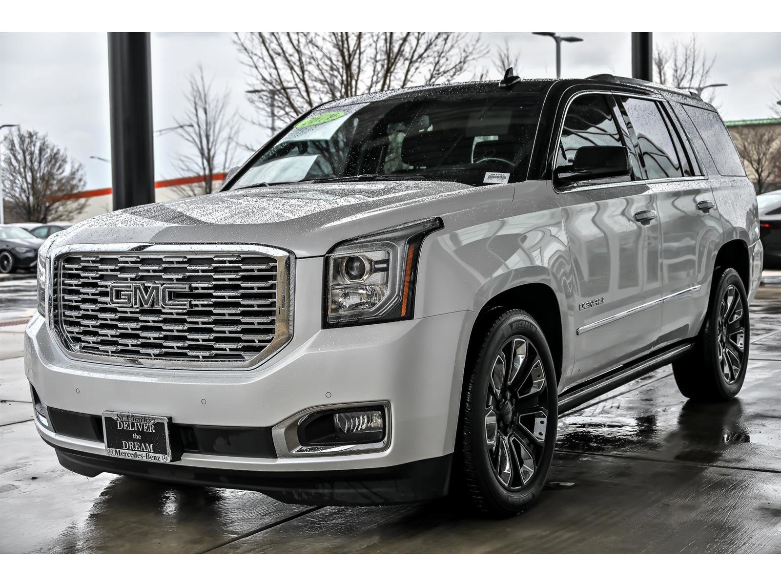 Used 2019 GMC Yukon Denali w/ Denali Ultimate Package image 5