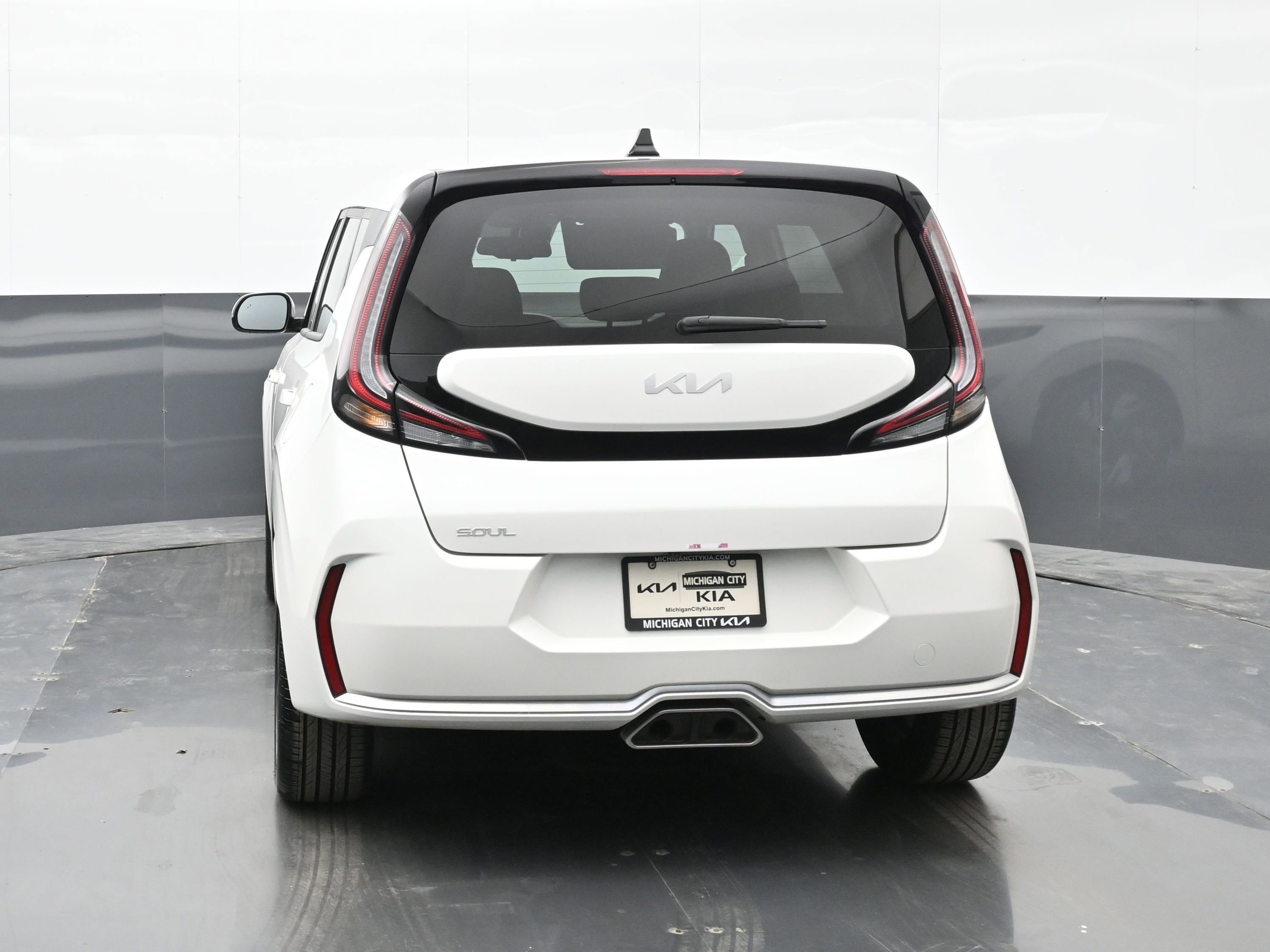 Used 2025 Kia Soul GT-Line w/ GT-Line Technology Package image 7