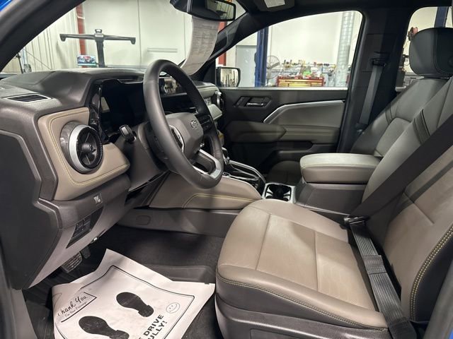 Used 2024 Chevrolet Colorado ZR2 w/ ZR2 Convenience Package III image 29