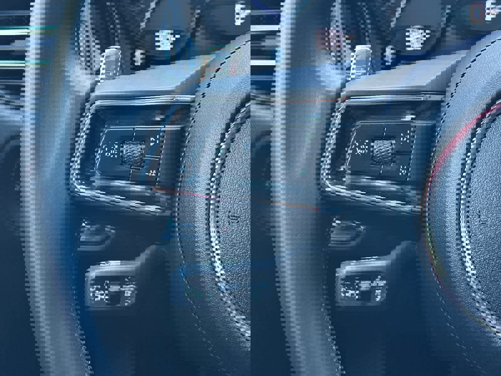 Used 2025 Porsche Macan image 27