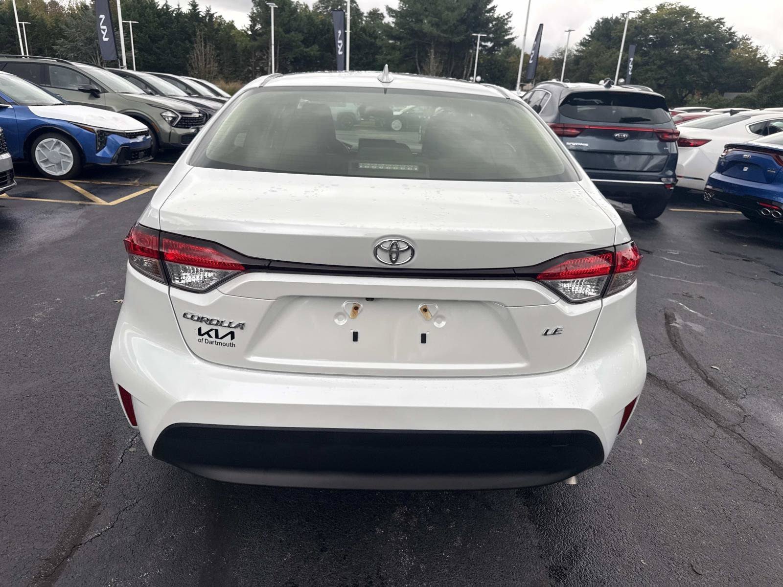 Used 2024 Toyota Corolla LE FWD image 4