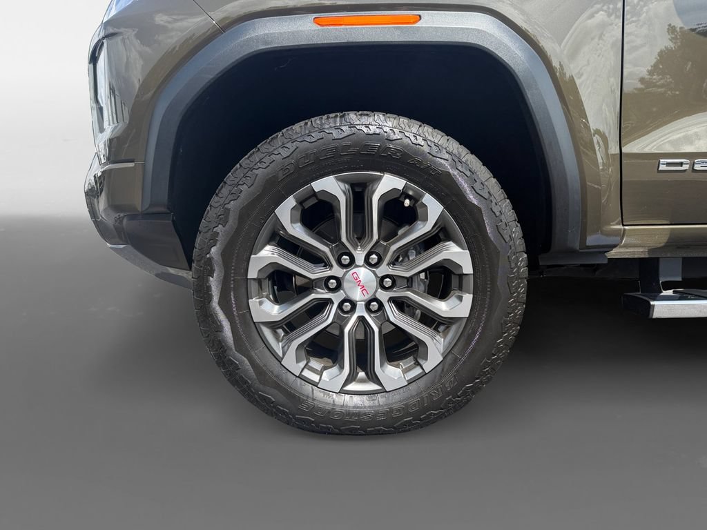 Used 2023 GMC Canyon Denali AWD/4WD image 14