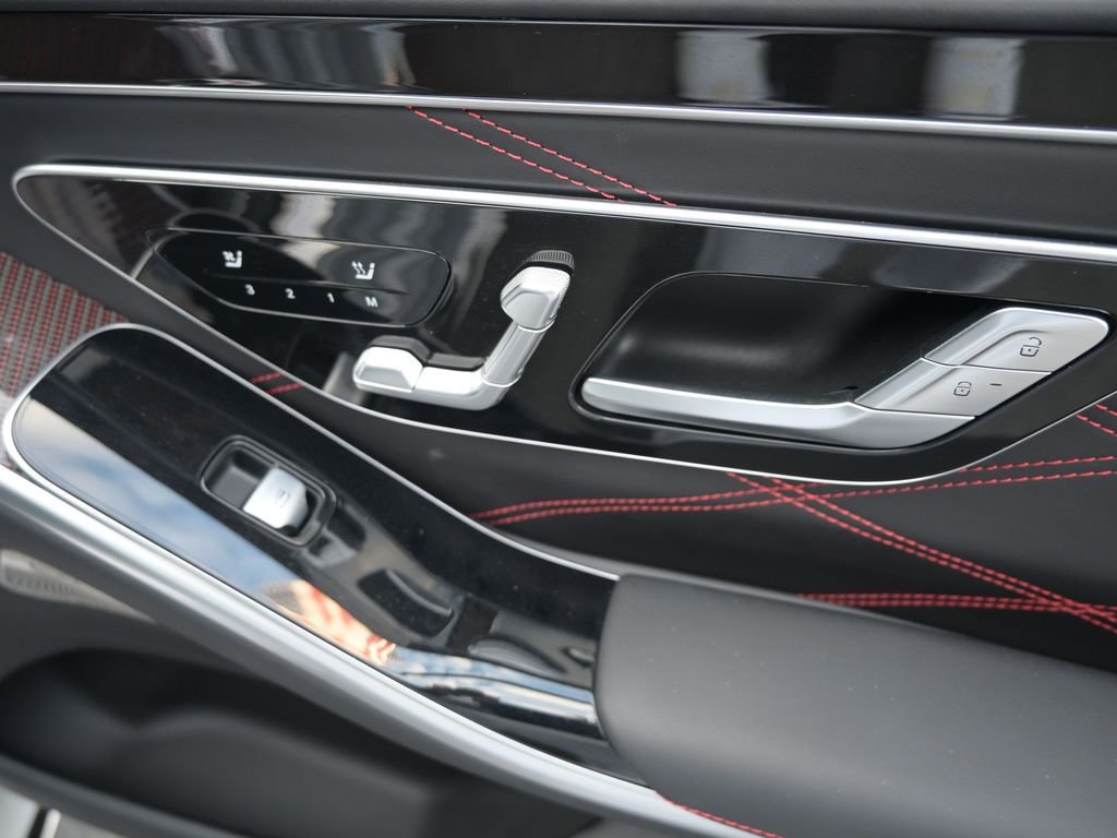 Used 2024 Mercedes-Benz S 63 AMG S w/ Rear Seat Package image 35