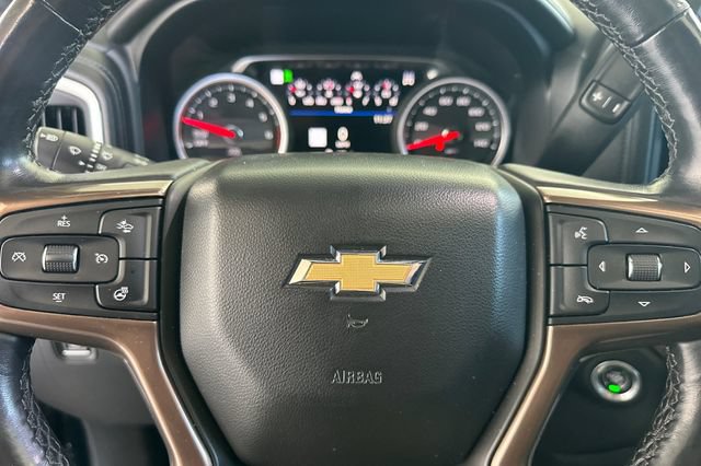 Used 2020 Chevrolet Silverado 1500 High Country w/ Technology Package AWD/4WD image 23