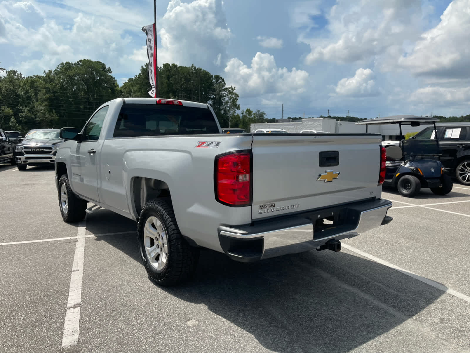Used 2014 Chevrolet Silverado 1500 LT w/ LT Convenience Package AWD/4WD image 7