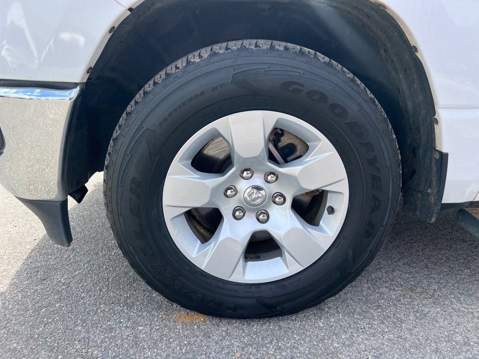 Used 2023 RAM 1500 Big Horn image 27