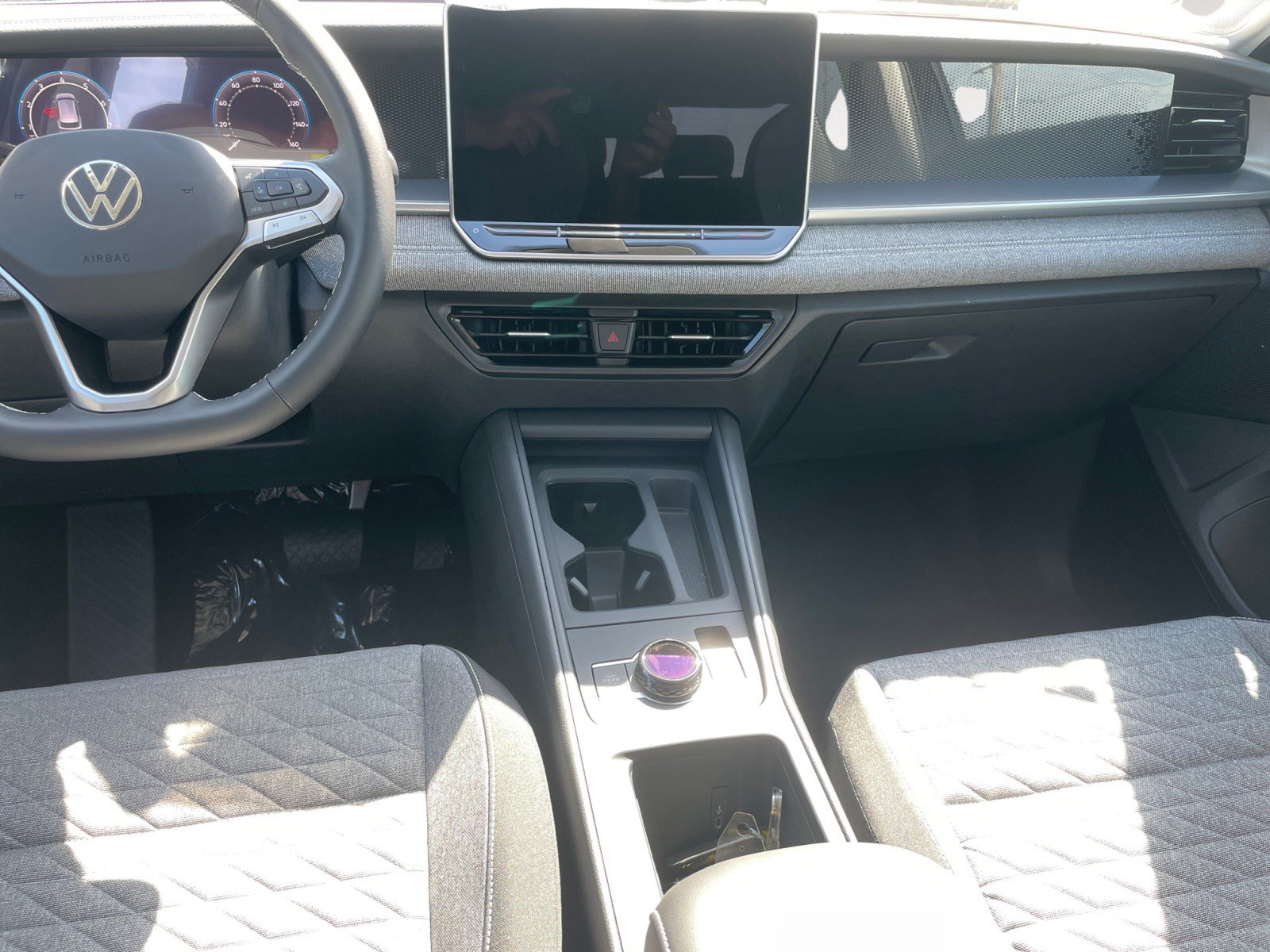 New 2025 Volkswagen Tiguan S AWD/4WD image 11