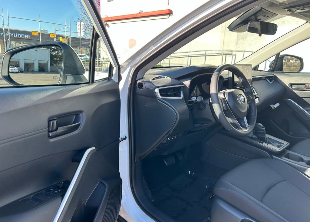 New 2026 Toyota Corolla Cross LE image 9