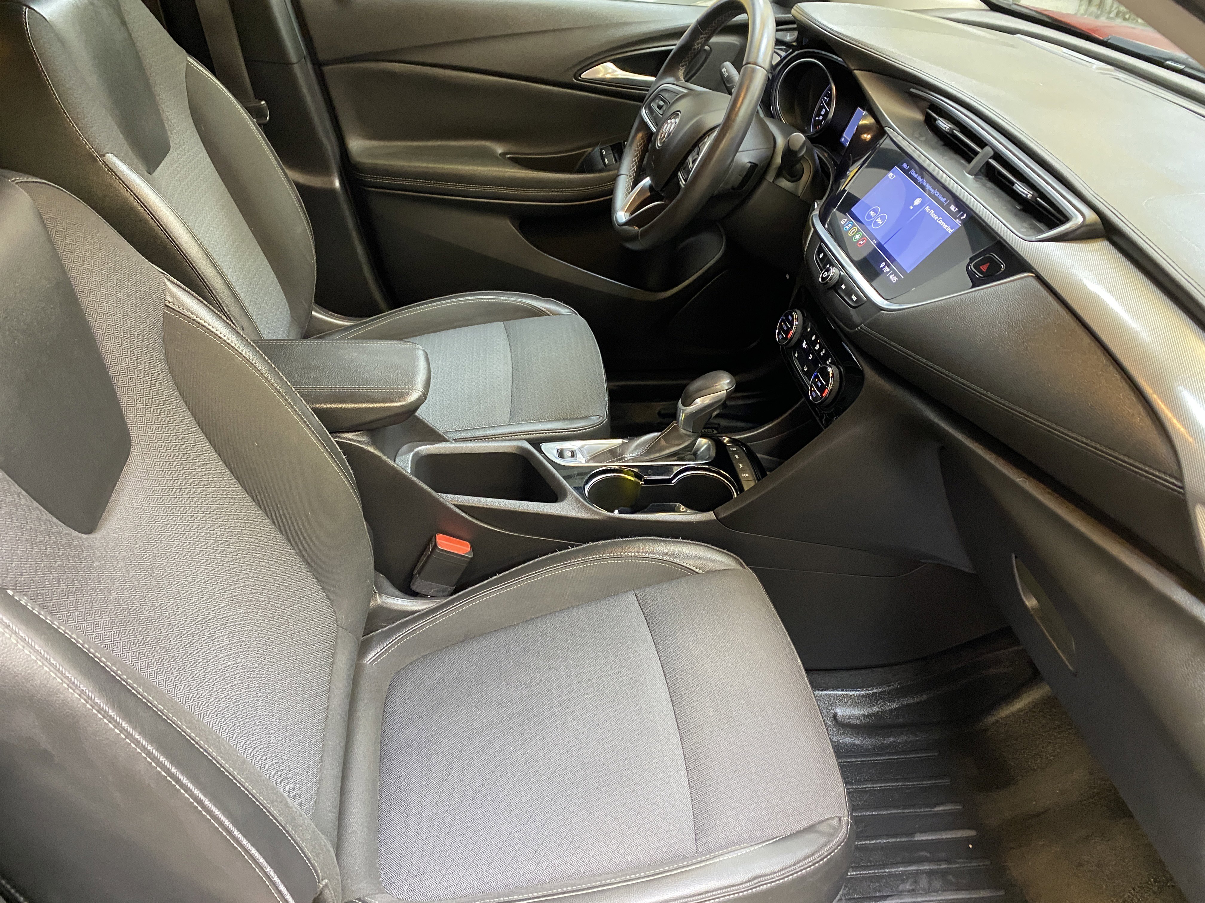 Used 2020 Buick Encore GX Select w/ Sport Touring Package image 24