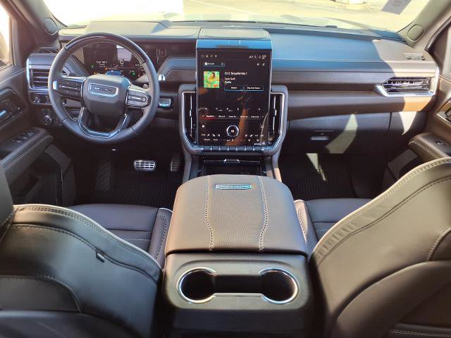 New 2026 GMC Yukon XL Denali Ultimate w/ LPO, Illumination Package image 4