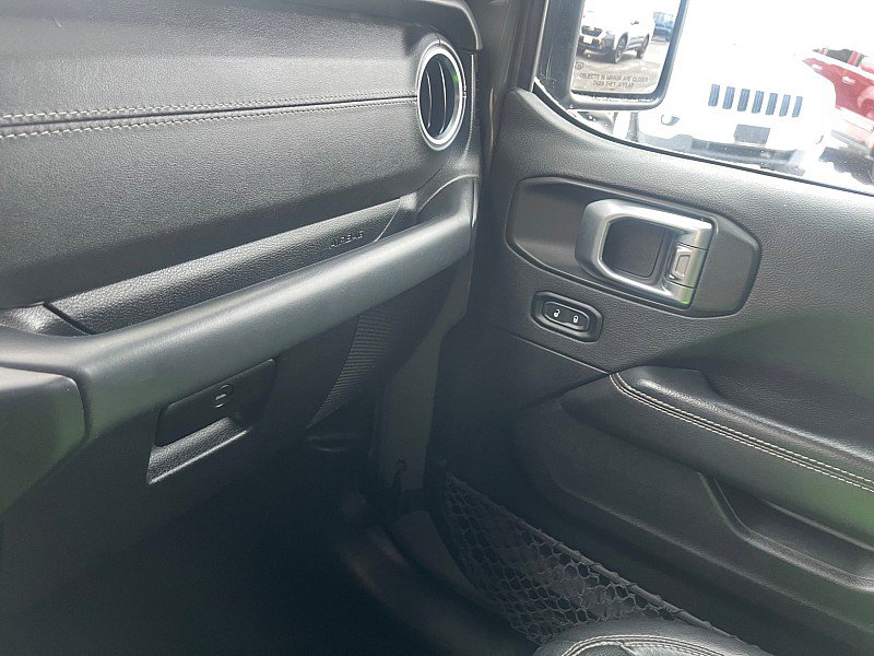 Used 2020 Jeep Wrangler Unlimited Sahara w/ Dual Top Group image 16