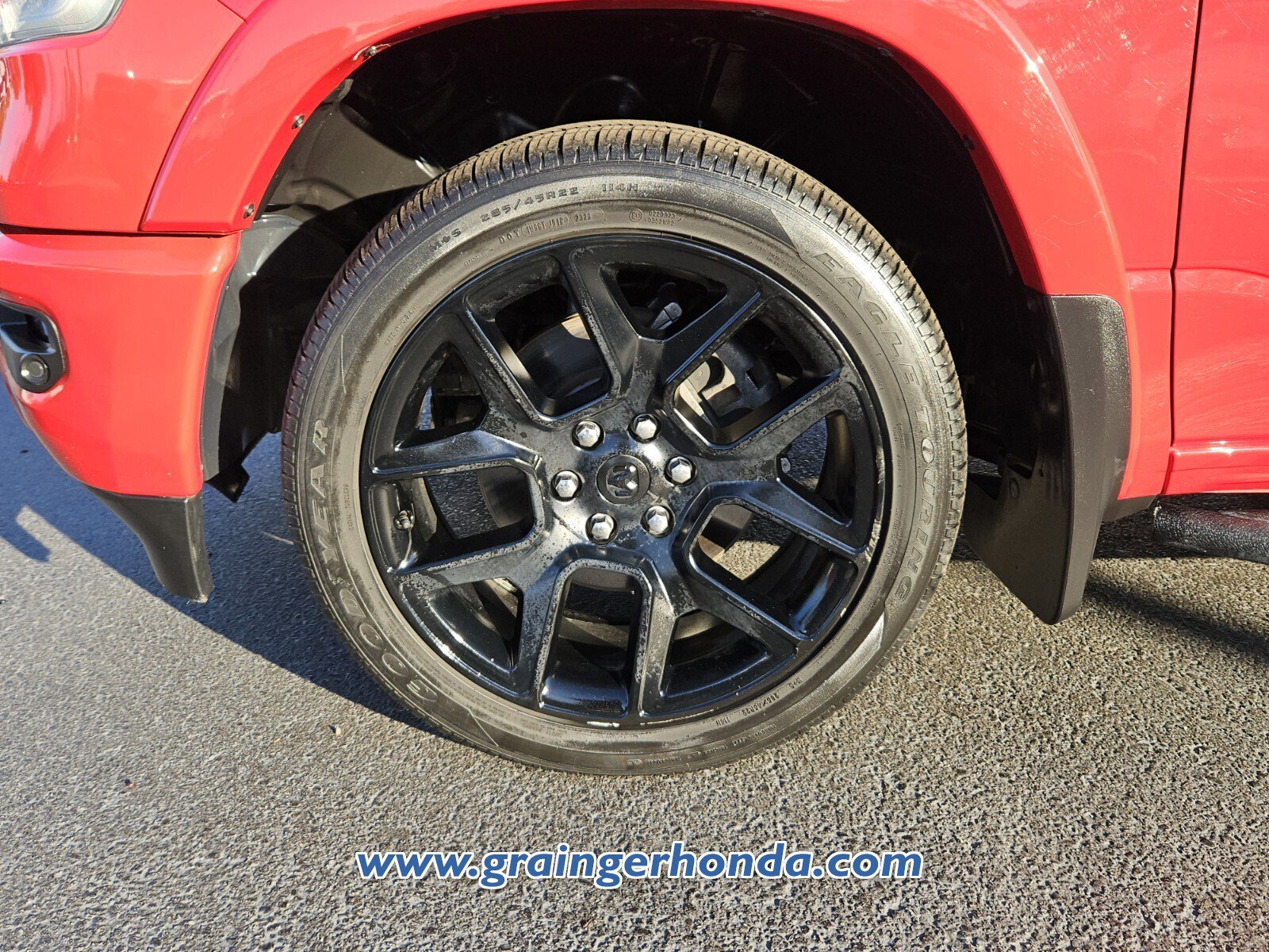 Used 2021 RAM 1500 Laramie image 9