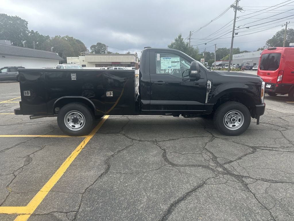 New 2026 Ford F250 XL image 4