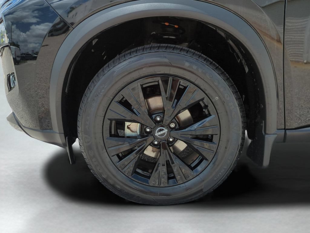 Certified 2023 Nissan Rogue SV w/ SV Premium B Package FWD image 25