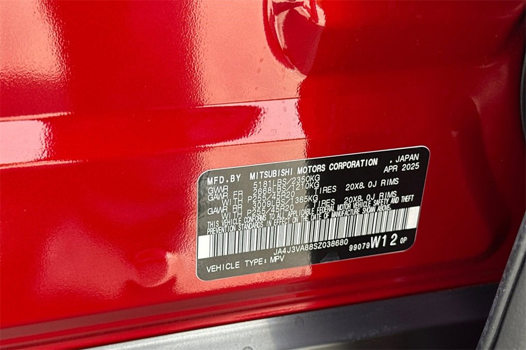New 2025 Mitsubishi Outlander SE image 27