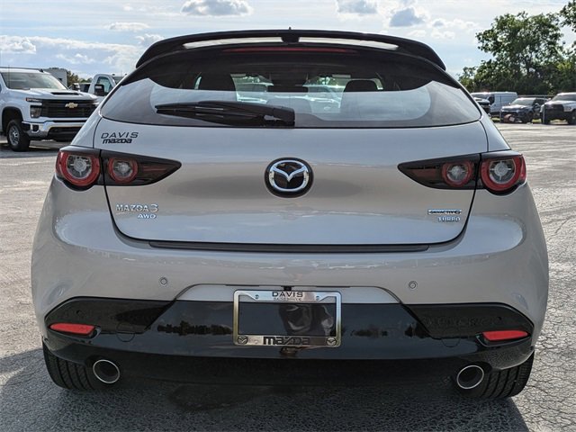 New 2025 MAZDA MAZDA3 Hatchback w/Premium Plus Pkg image 6