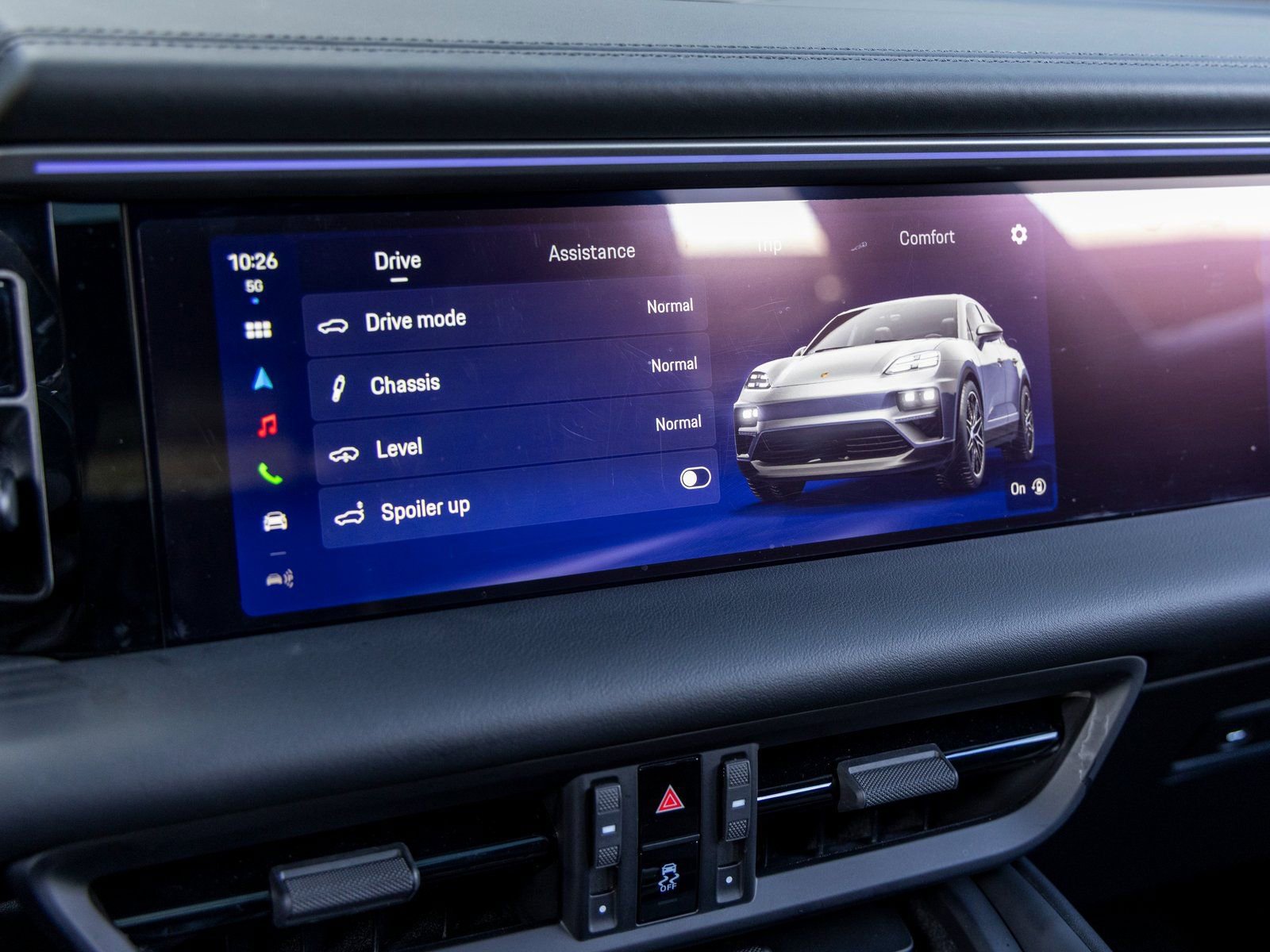 Certified 2025 Porsche Macan 4 Electric AWD/4WD image 33