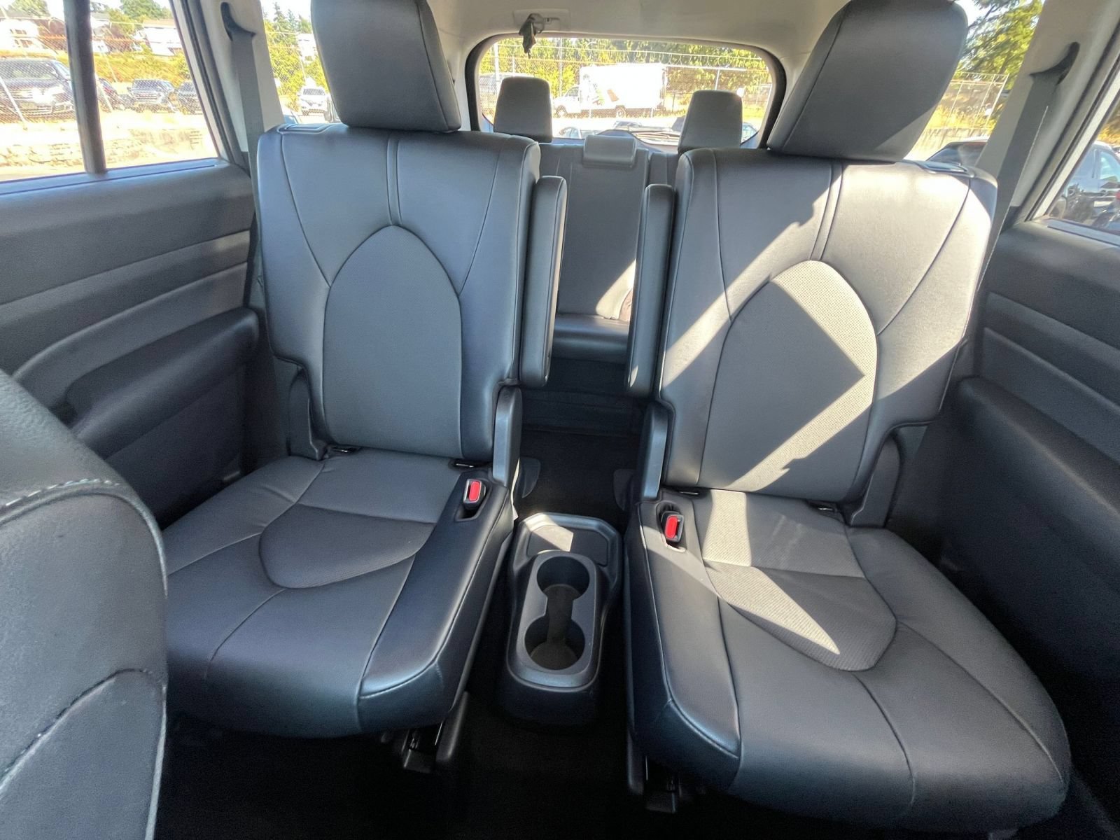 Used 2024 Toyota Grand Highlander AWD image 35