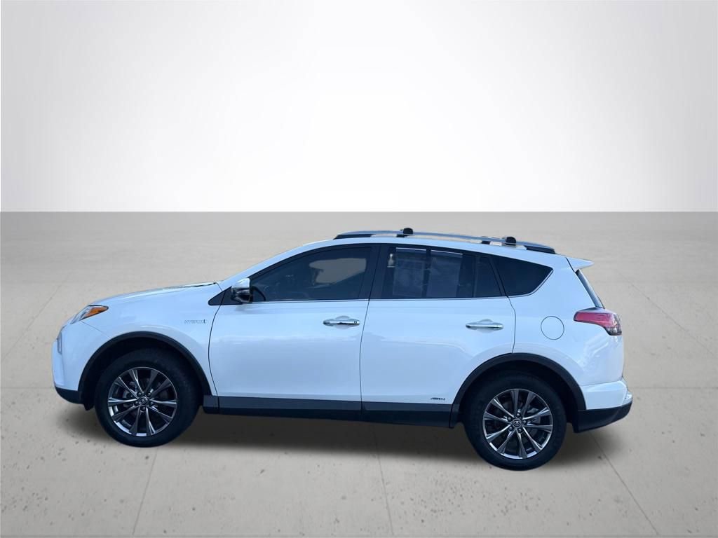 Used 2018 Toyota RAV4 Limited w/ Advanced Technology Package image 9