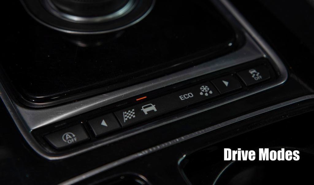 Used 2020 Jaguar F-PACE Prestige image 29