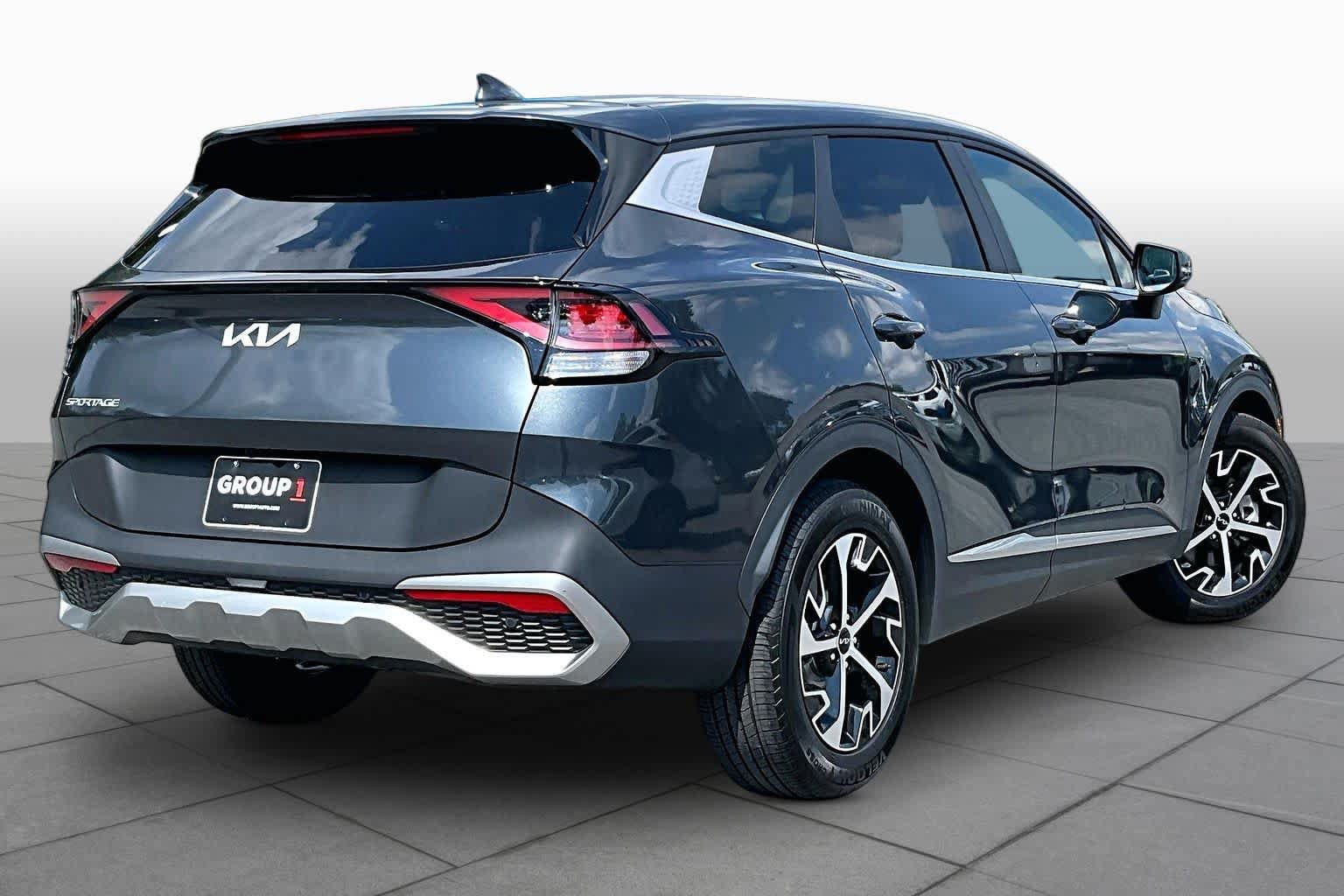 Used 2023 Kia Sportage EX FWD image 13