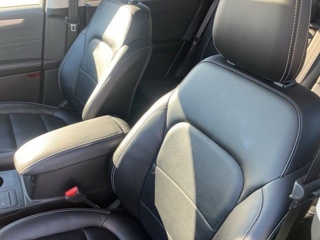 Used 2022 Ford Escape SEL image 13