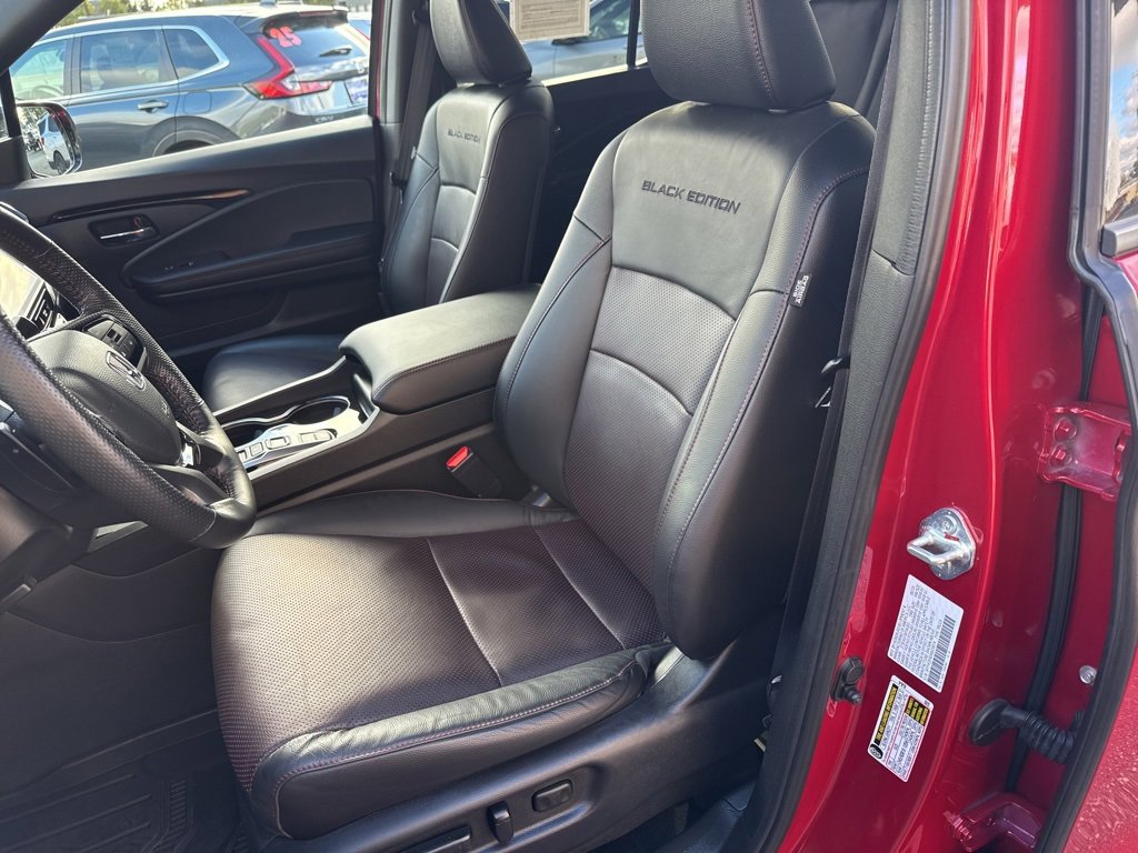 Used 2024 Honda Ridgeline Black Edition image 10