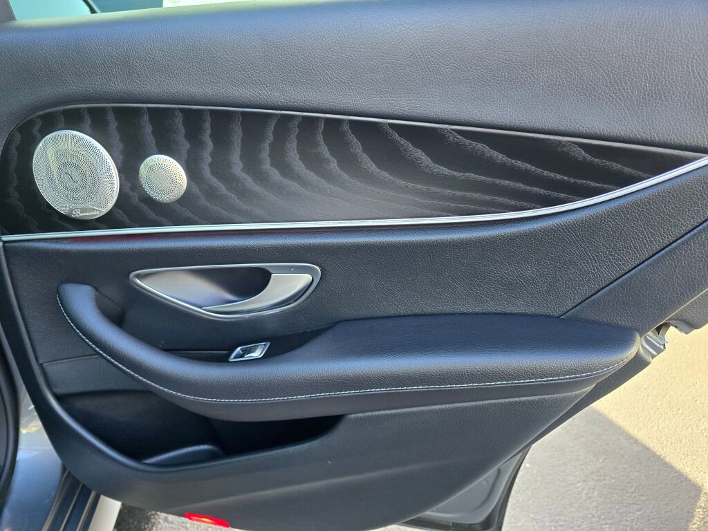 Used 2023 Mercedes-Benz E 450 4MATIC Sedan image 26