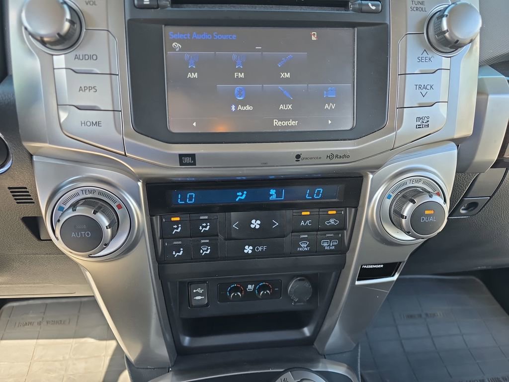 Used 2014 Toyota 4Runner Limited AWD/4WD image 23