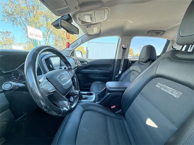 Used 2016 GMC Canyon SLE image 9