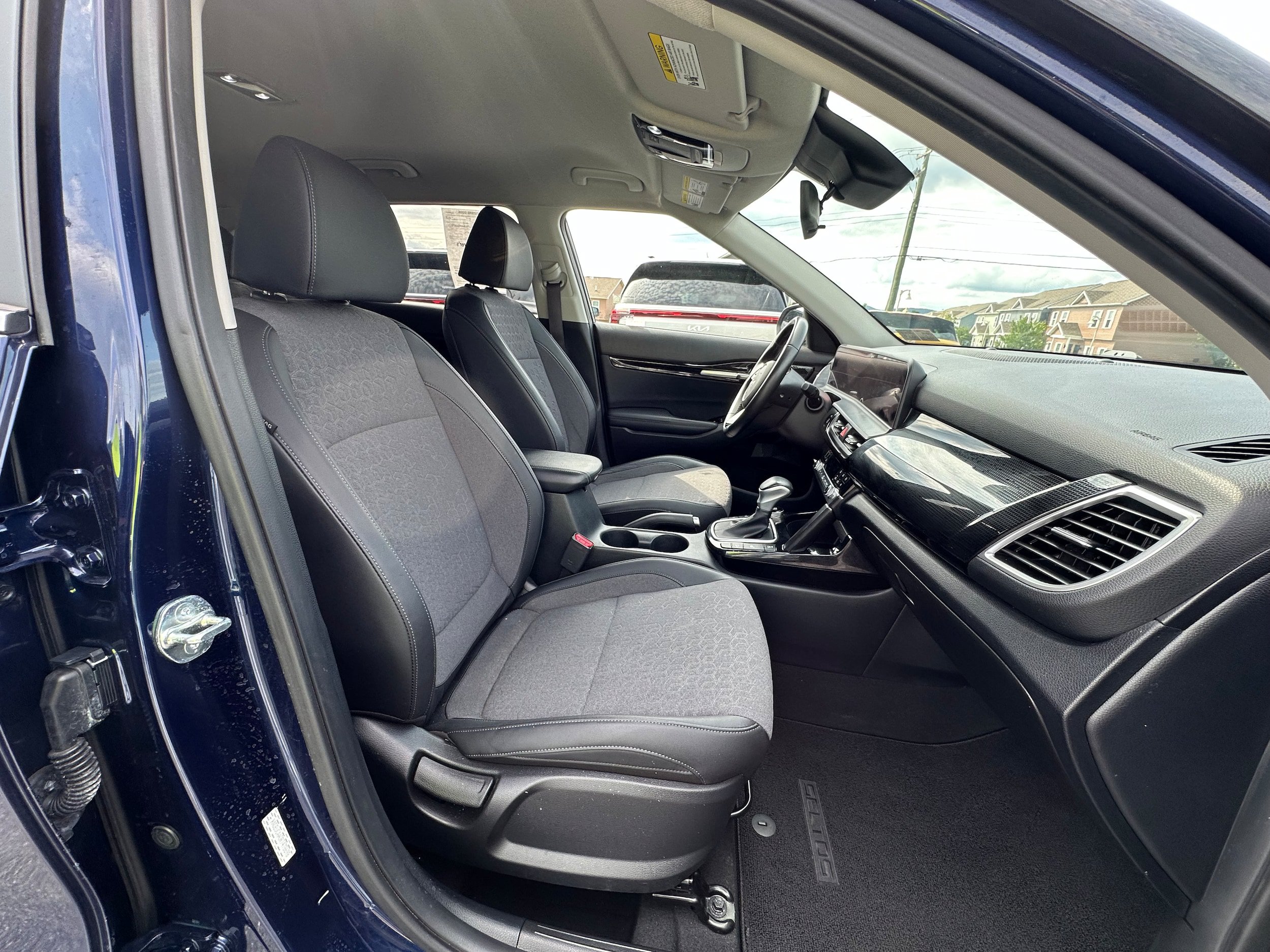 Used 2024 Kia Seltos S AWD/4WD image 15