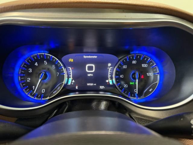 Used 2020 Chrysler Pacifica Limited FWD image 18