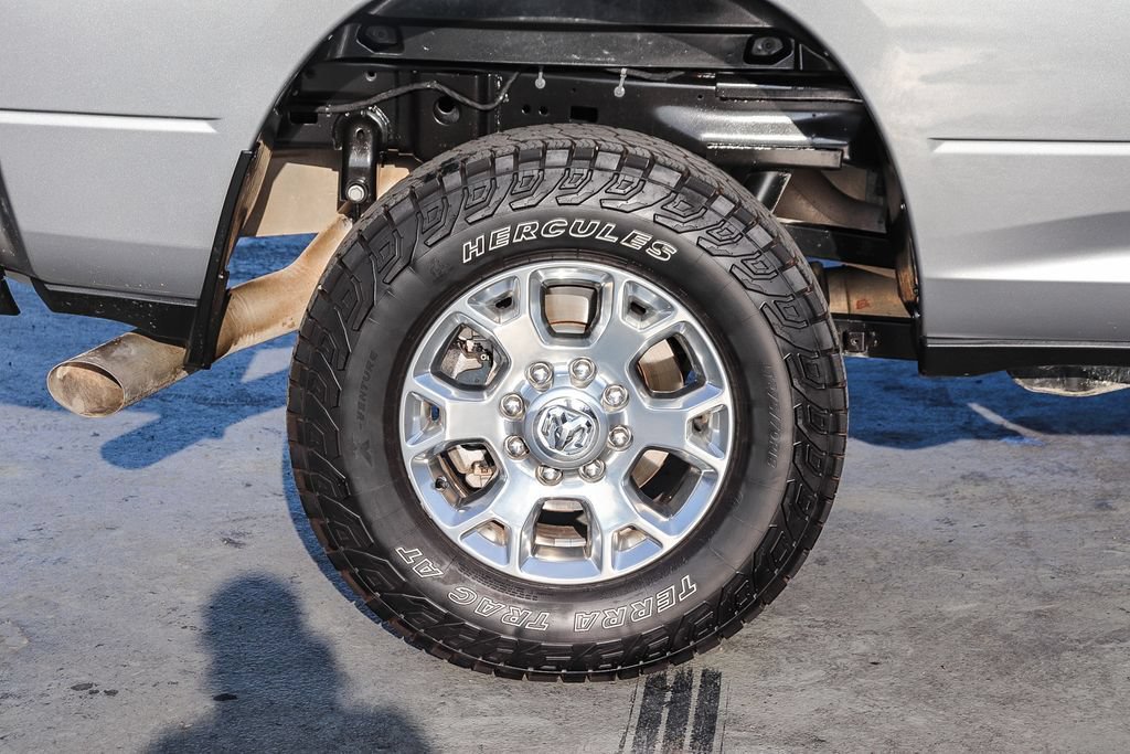 Used 2024 RAM 2500 Laramie w/ Safety Group AWD/4WD image 12