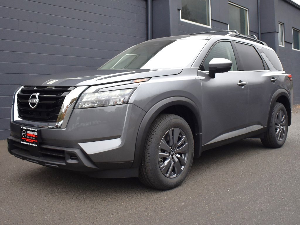 New 2025 Nissan Pathfinder SV w/ SV Premium Package