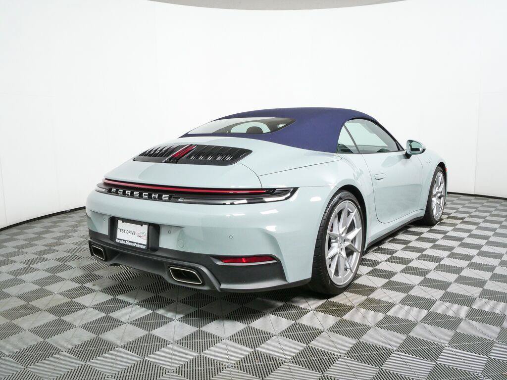Certified 2025 Porsche 911 Carrera RWD image 30