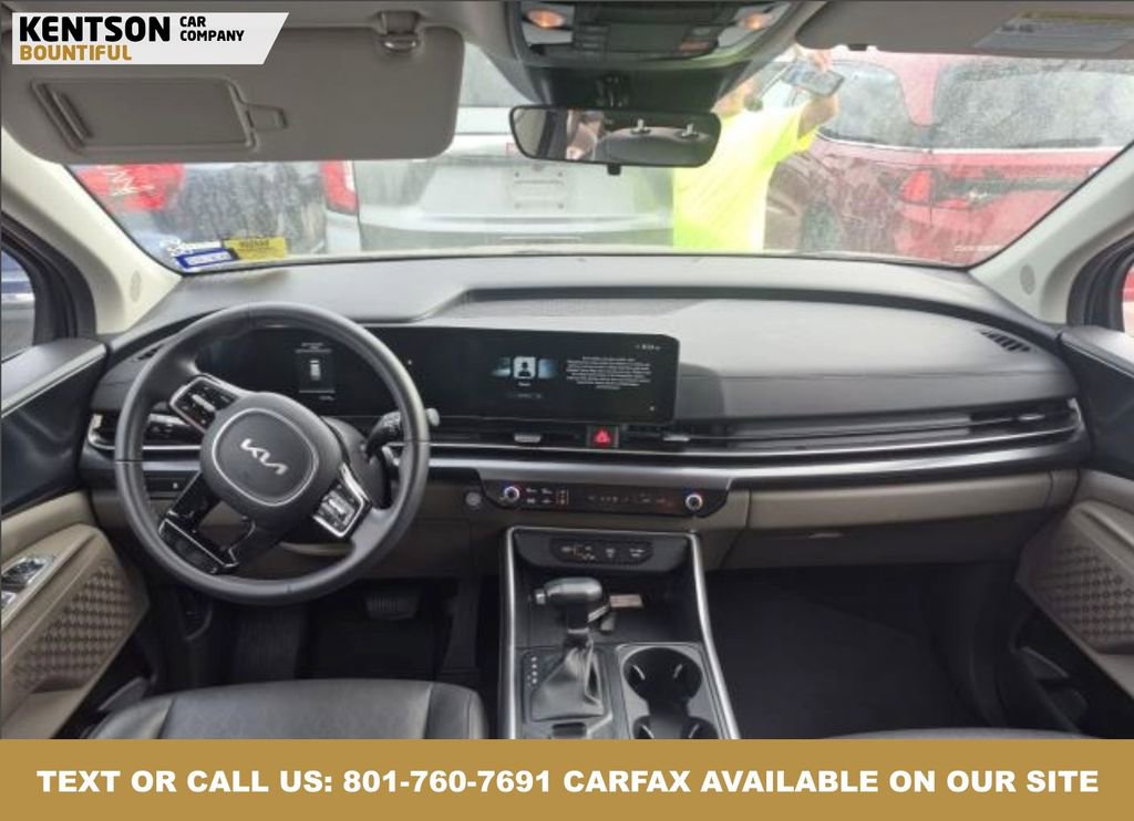 Used 2025 Kia Carnival LXS image 5